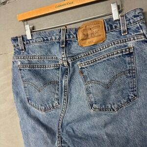 Levi Strauss 505 Mens Jeans 16 Long Relaxed Fit Tapered Leg Light Wash Denim